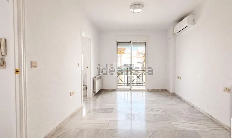Foto 12cc2b7a-8979-44a8-9ca9-f5a55bdc0d17. Lloguer casa adossada a paseo fuente de la bicha 28 a Granada
