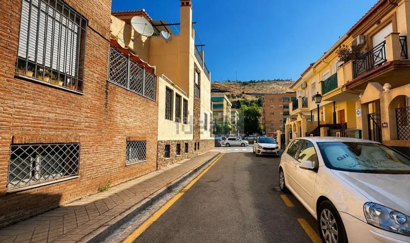 Foto d1bf11a1-02b0-4d2b-b030-e594abaa7038. Lloguer casa adossada a paseo fuente de la bicha 28 a Granada