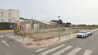 Terreno residenziale  Calle de la mar de la cañada. Solar en venta en calle vicente ferrer esquina con calle alonso