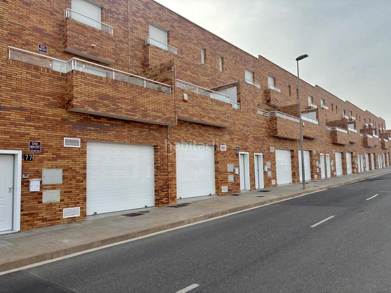 Foto 19bae23d-ab2f-4c5e-aedb-a96246783734. Casa amb aparcament a La Cañada de San Urbano Almería