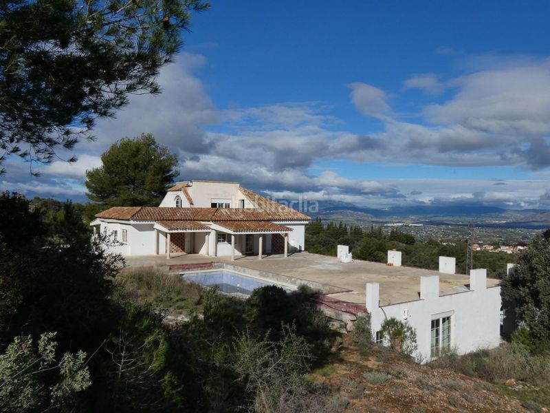 Foto 13c8fbb1-b313-4501-927d-bb84cd0deb5d. Casa amb piscina a Centro Alhaurín el Grande