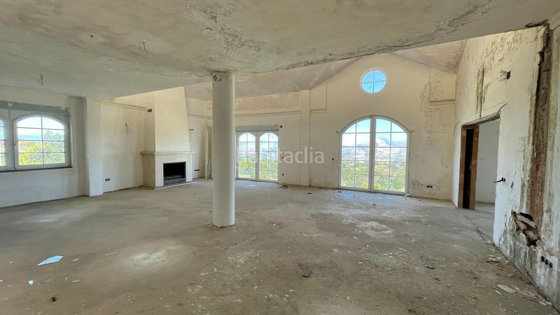 Foto dfd417bf-d54e-4925-8650-8b16cb150476. Casa amb piscina a Centro Alhaurín el Grande