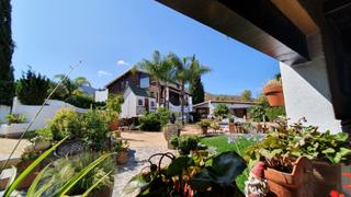 Masia a Centro. Encantadora propiedad rural en venta con 2 casas, 2 apartamentos