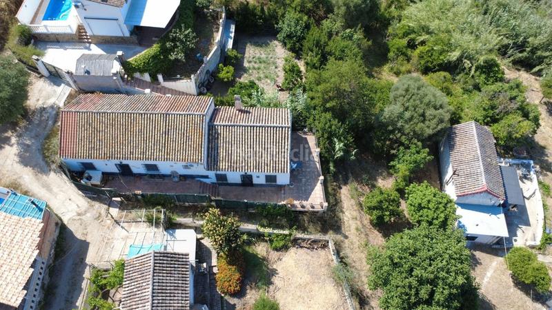 Foto 04c5fc3d-aff2-4c3c-bf9a-4206f649538f. Masía casa de campo en venta con vistas a los naranjos en una pequeña aldea de 10 casas. ref f4721935 en Pizarra