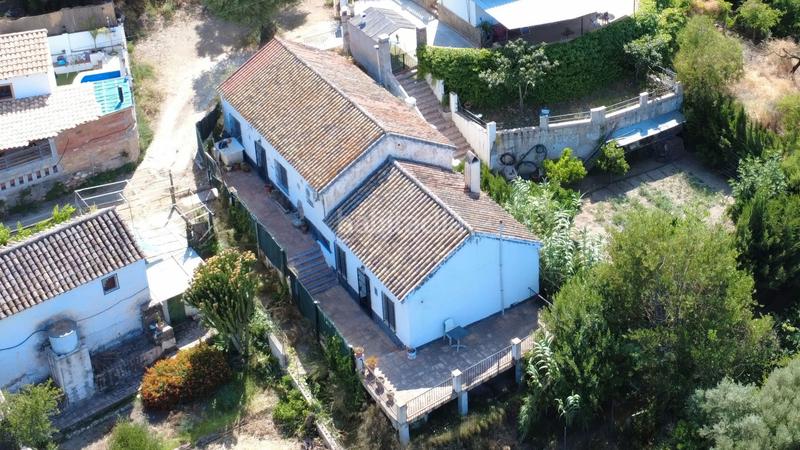 Foto 707f8977-ea2c-4b27-b525-eaee9c844181. Masía casa de campo en venta con vistas a los naranjos en una pequeña aldea de 10 casas. ref f4721935 en Pizarra