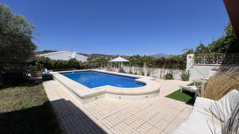 Foto 3554249d-2d58-465c-a0c8-7f71c5c93b30. Casa encantadora casa situada dentro de una pequeña urbanización, a solo unos minutos a pie del pintoresco pueblo en Alhaurín el Grande