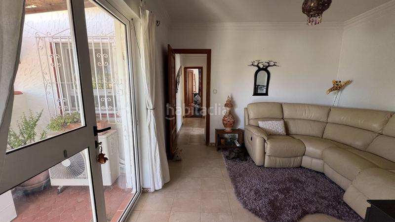 Foto 4e5feb15-7cce-4885-82bc-98dfc62ee7c5. Casa encantadora casa situada dentro de una pequeña urbanización, a solo unos minutos a pie del pintoresco pueblo en Alhaurín el Grande