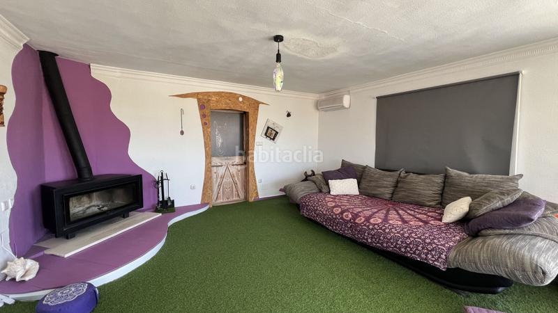 Foto c40927ff-c313-4363-ac6b-64eea7d67031. Casa encantadora casa situada dentro de una pequeña urbanización, a solo unos minutos a pie del pintoresco pueblo en Alhaurín el Grande