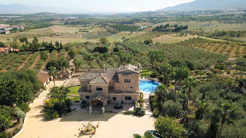 Foto 48fef131-cf0f-4f7a-9782-3a18c7c9922f. Masia amb calefacció piscina a Alquería-Torrealquería Alhaurín de la Torre