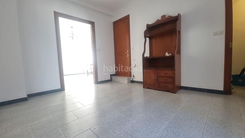 Foto 76c28f58-7cdb-4493-9b33-348944a6c07b. Casa adosada gran casa adosada con azotea, patio, sótano y parking en venta en el Centro . ref th4943284 en Alhaurín el Grande