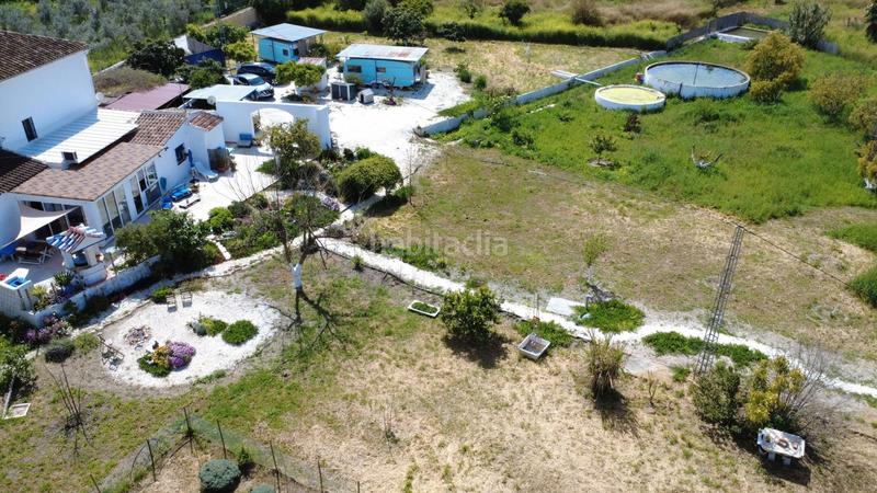 Foto 94b5f7b3-2c96-4991-a793-9db9c250ef5d. Masía casa de campo pareada de una sola planta con 3 dormitorios y gran parcela . ref f5006101. en Alhaurín el Grande