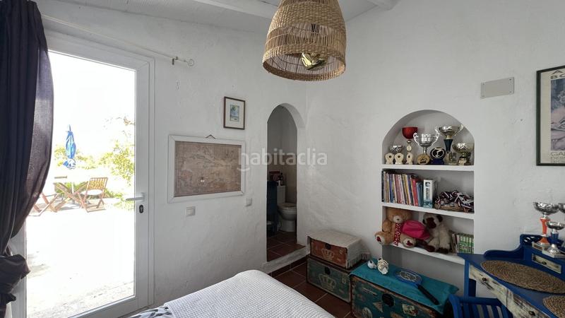 Foto 97eebd88-fde9-494c-918f-2f9e4b3de8e7. Masía casa de campo pareada de una sola planta con 3 dormitorios y gran parcela . ref f5006101. en Alhaurín el Grande