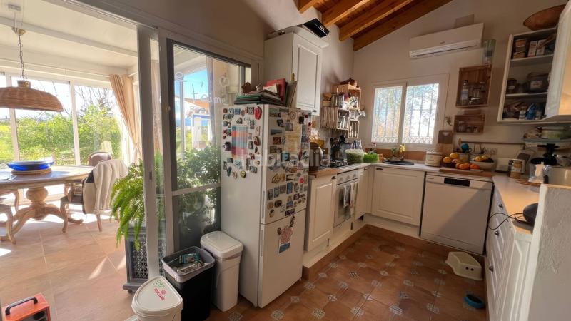 Foto d34e32df-ecc2-48f4-89a6-e2e38ab62627. Masía casa de campo pareada de una sola planta con 3 dormitorios y gran parcela . ref f5006101. en Alhaurín el Grande