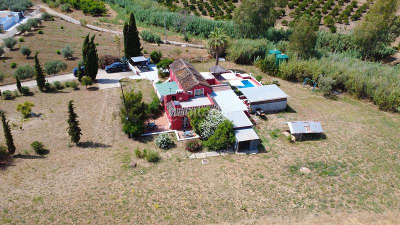 Foto 9ea4cc41-d90c-4e12-bbaf-ee83a17dca86. Country house with pool in Coín