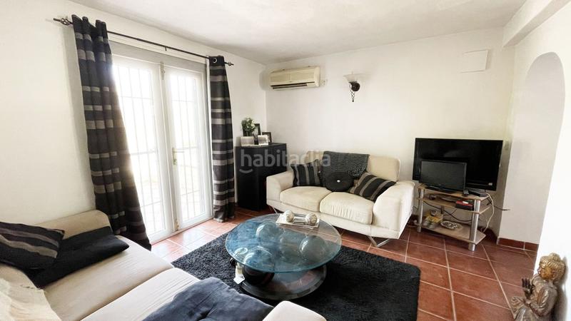 Foto d7b2cb96-6dfd-4bba-bcf5-055d5b4daa5a. Country house with pool in Coín