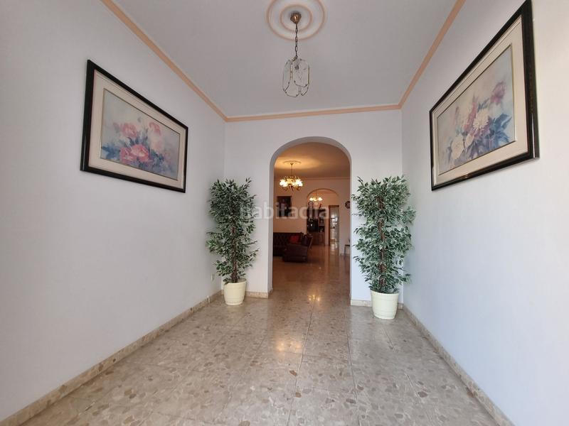Foto 52c19e9e-45b9-446a-b9c7-cb27e236b83c. Casa adosada amplia casa adosada de una planta con terrazas de 172m, trastero y lavadero . ref th5129674 en Alhaurín el Grande