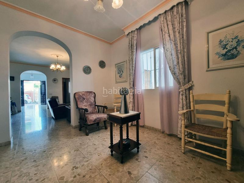 Foto c8ef123f-9e1d-4963-af3c-9c68323e7ba4. Casa adosada amplia casa adosada de una planta con terrazas de 172m, trastero y lavadero . ref th5129674 en Alhaurín el Grande