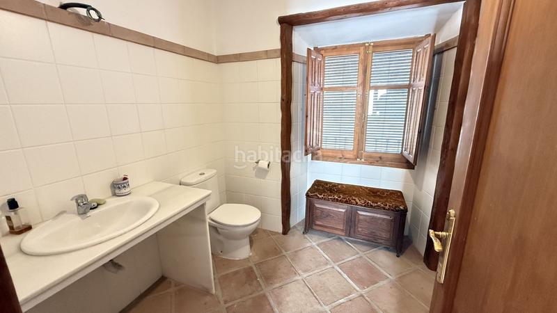 Foto 95566d58-700a-4b69-b2e1-f79804492dd0. Casa adosada  andaluza tradicional con piscina privada, azotea, y patio en el corazón . ref th5150605. en Alhaurín el Grande