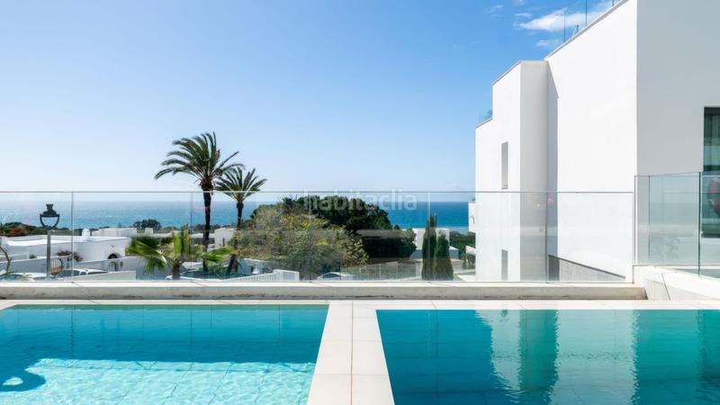 Foto 4b339f9e-207c-42a0-8ae7-7964f381cfc2. Location appartement avec parking piscine dans Cabopino - Artola Marbella