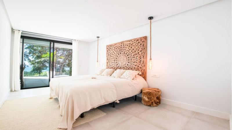 Foto 40576395-8992-4994-be2e-5b6399a5dc08. Miete appartement mit parking pool in Cabopino - Artola Marbella