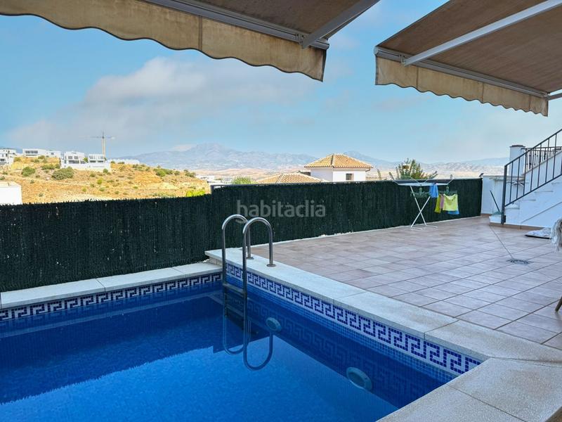 Foto 24132f35-28b9-4e8f-88c1-8581685c582e. Casa espectacular chalet con piscina, jardín y vistas panorámicas en sierra gorda, . ref v5191975 en Coín