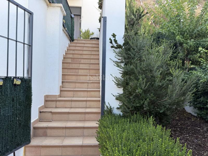 Foto a024764a-d490-470e-91d7-c65f519b5e1f. Casa espectacular chalet con piscina, jardín y vistas panorámicas en sierra gorda, . ref v5191975 en Coín