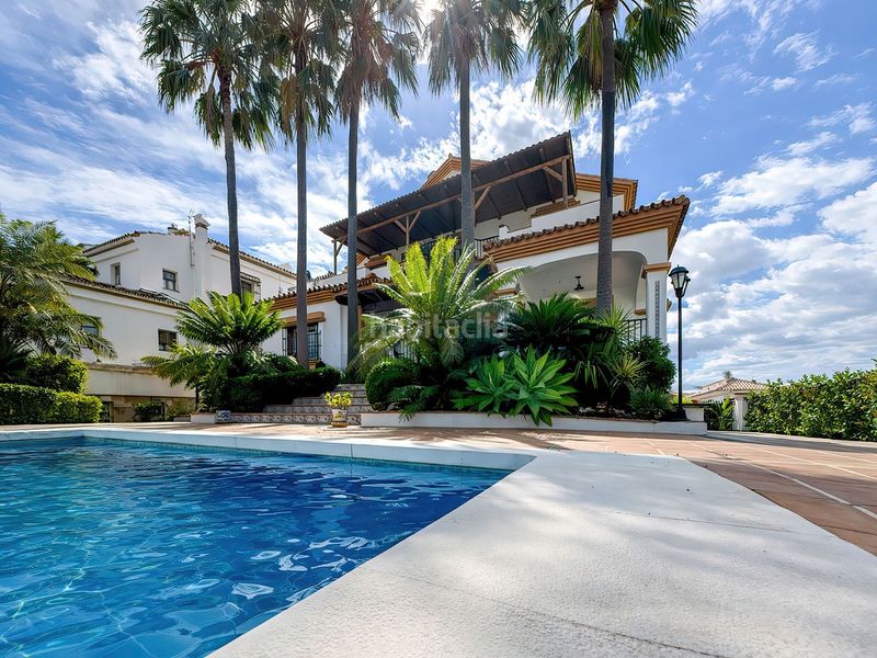 Foto a923b1b1-ee22-4c1c-ac4e-1f234cc55bab. Casa amb piscina a Centro Alhaurín el Grande