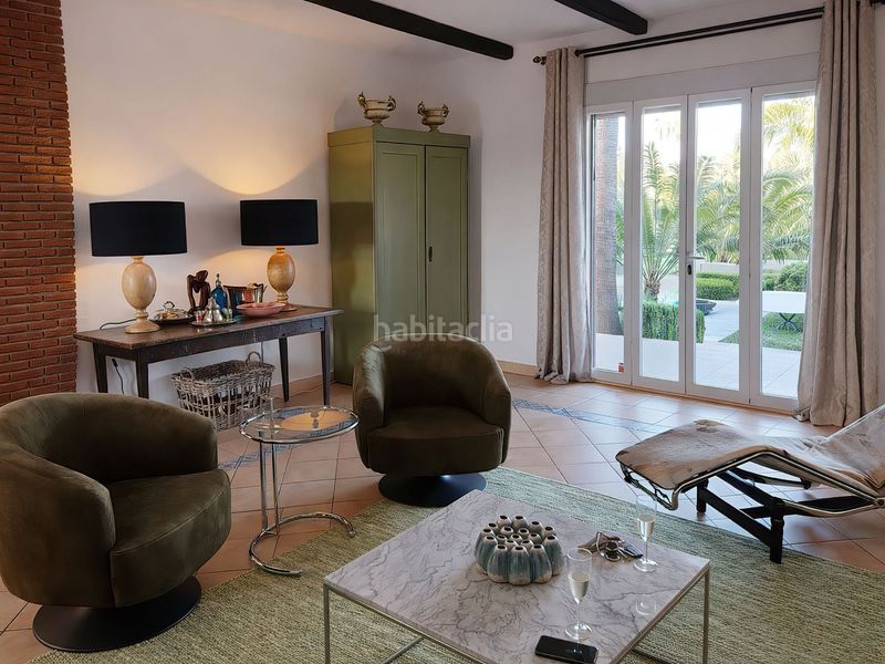 Foto eb4f4c18-f4d6-4882-a9ba-c0649a846e77. Casa amb piscina a Centro Alhaurín el Grande