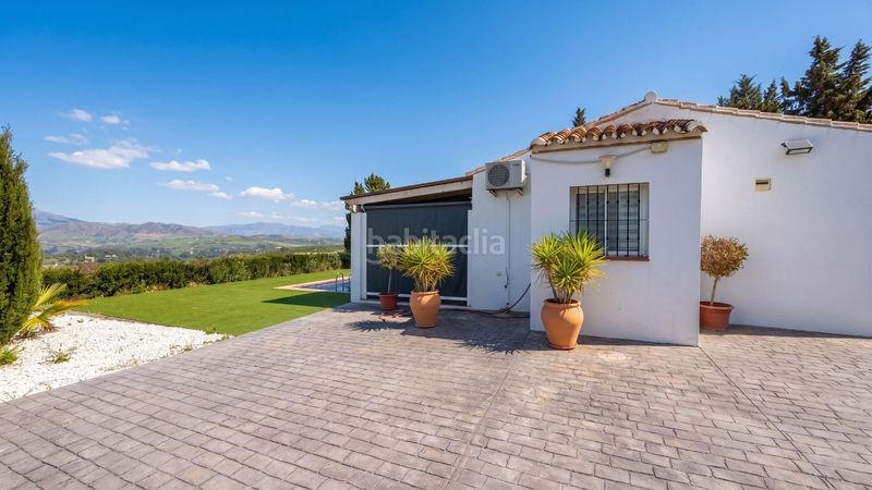 Foto d3bd3544-9138-4039-8b38-febb566e4feb. Masia amb piscina a Coín