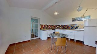 Casa a Centro. Bonita casa de una sola planta al pie de la sierra de mijas con