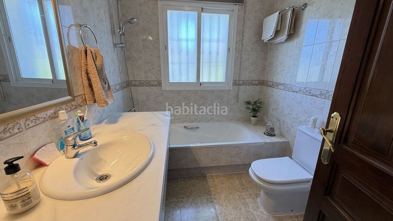 Foto 02909f86-4f47-4826-9cb7-fbea5357ce81. Casa amb piscina a Coín