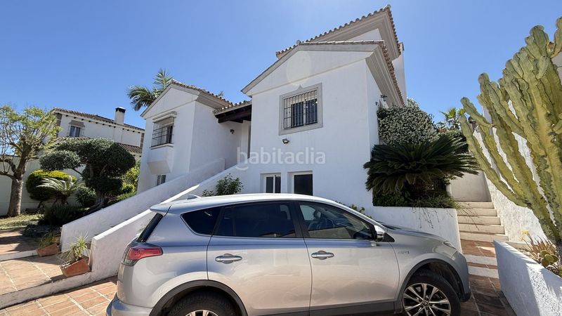 Foto a7ca215d-fe06-48ac-8788-6744a2d33822. Casa amb piscina a Coín