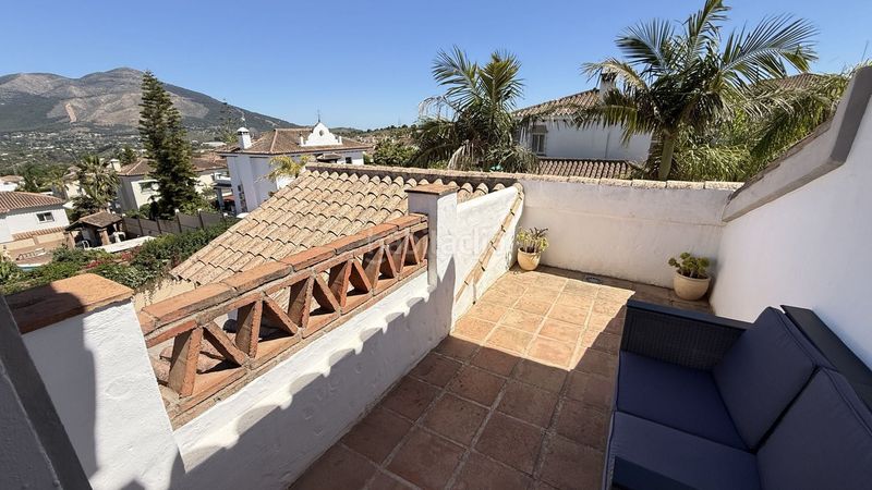 Foto bf0faa70-5c81-4c69-b932-daf3ca7ba574. Casa amb piscina a Coín