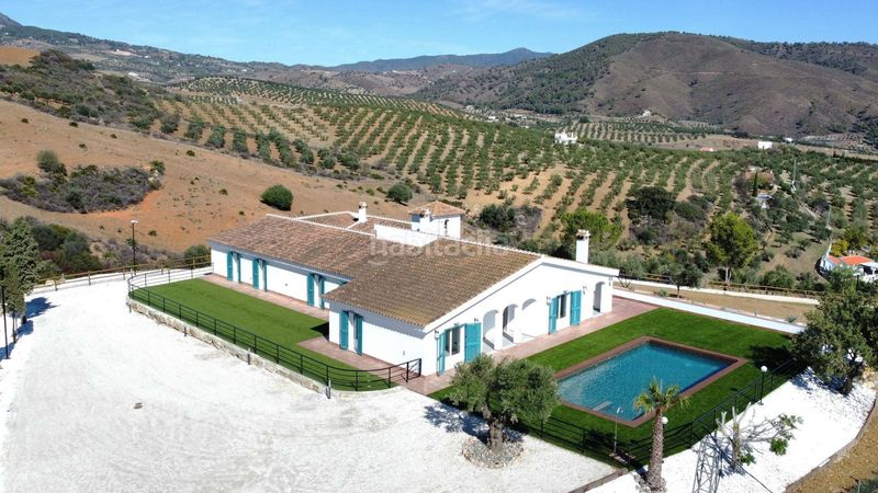 Foto 54247561-cf17-4c50-9f7b-d6c4617ae7ff. Country house with pool in Casarabonela
