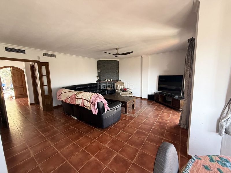 Foto c3924a6b-3135-4988-8805-21ec4e3f5893. Casa amb piscina a Coín