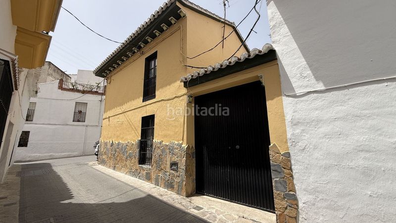 Foto eb53d141-4c38-48d3-af7d-9d824b554296. Casa adossada a Monda