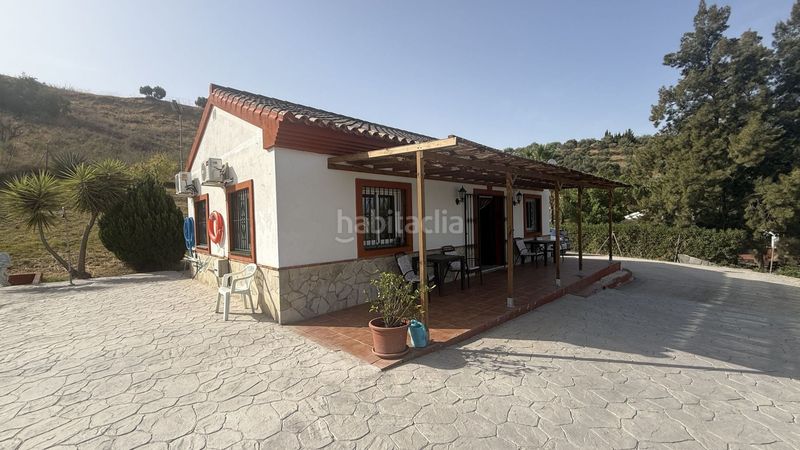 Foto eb838cf9-8b0b-4ed4-a1ce-fa658c046430. Masia amb piscina a Coín