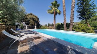 Rent Country house in Centro. En alquiler una tranquila casa de campo con vistas a la montaña,