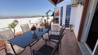 Penthouse in Centro. Ático impecable en el centro de la ciudad con cuatro impresionan