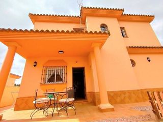 Chalet en Urbanización c.r.las palomas 12a. Chalet en carretera de la barrosa