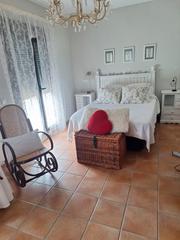 Chalet en Calle ave del paraíso 6. Venta de chalet