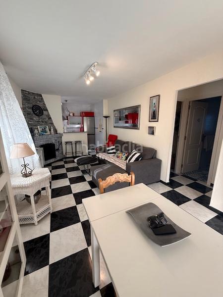 Foto 23914b00-b100-4cce-9059-cc2eb5aa1c6e. Chalet  en zona urbana en Los Gallos Chiclana de la Frontera