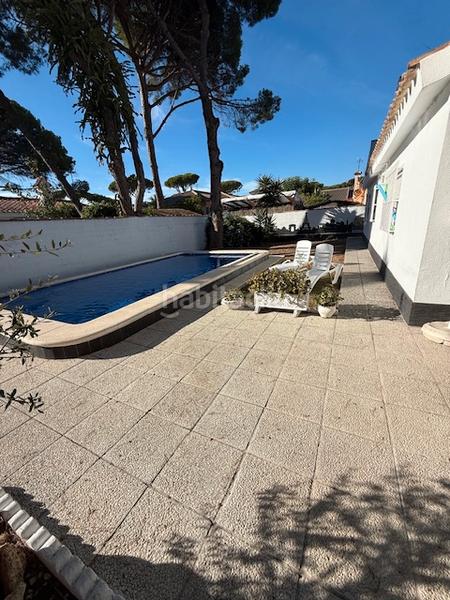 Foto f70efcab-ec52-4752-bf2e-19e17ab93320. Chalet  en zona urbana en Los Gallos Chiclana de la Frontera