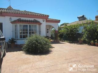 Chalet  Calle colibrí 439. Venta de chalet urbano en los gallos