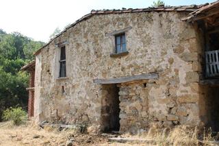 Masia a Sant Feliu de Pallerols. Masia en venta, situada en st feliu de pallerols.