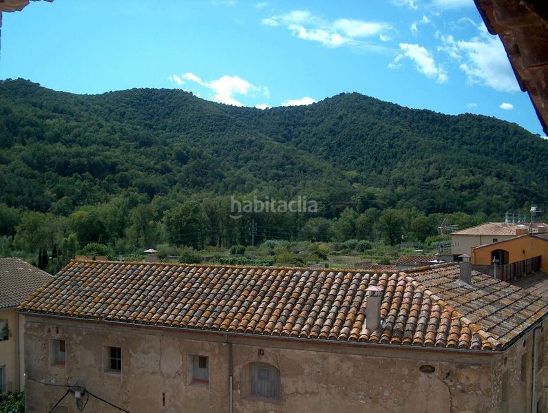 Foto 8f6dbca0-bd22-4dc7-900d-c1a79e937b7e. Masia amb calefacció a Besalú