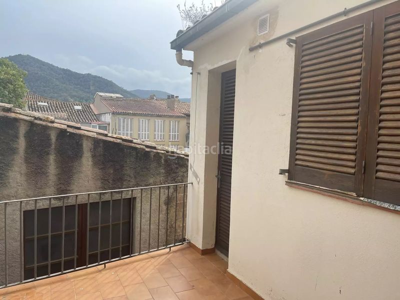 Foto f24cd1b5-6efc-40c2-83d5-380cb0b19638. Masia a Maià de Montcal