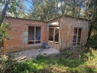 Terreny residencial a Crespià. Terreno rústico en venta, situado en las afueras de crespià.