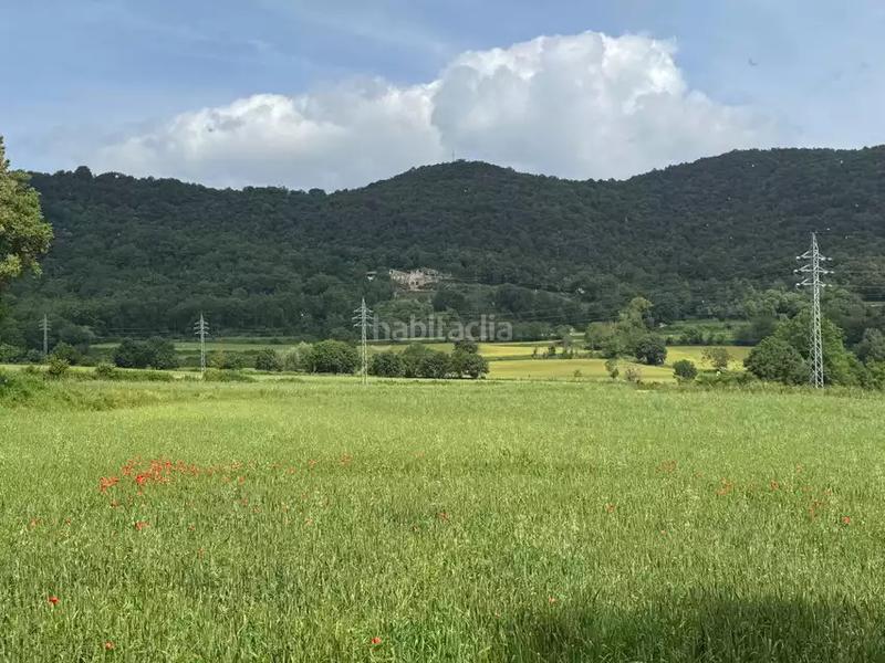 Foto 2cc99417-be12-4d0f-885b-497bf6163f4d. Masia a Sant Joan les Fonts