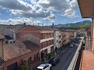 Edifici a Olot. Edificio en venta, situado en olot